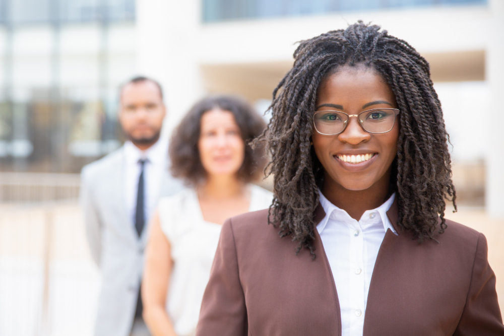 Mais mulheres negras e latinas estão liderando sindicatos nos EUA