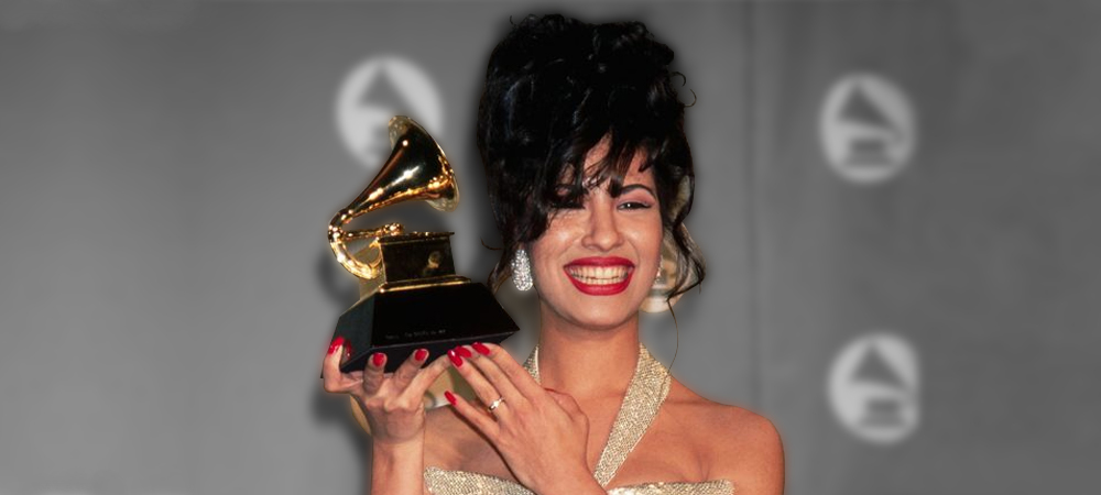 Cantora Selena é homenageada com Medalha de Artes póstuma